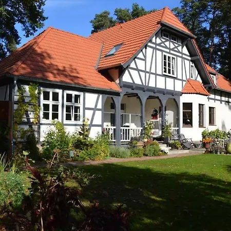 Grosse Ferienwohnung Im Landhaus Labes Neuglobsow Exterior photo